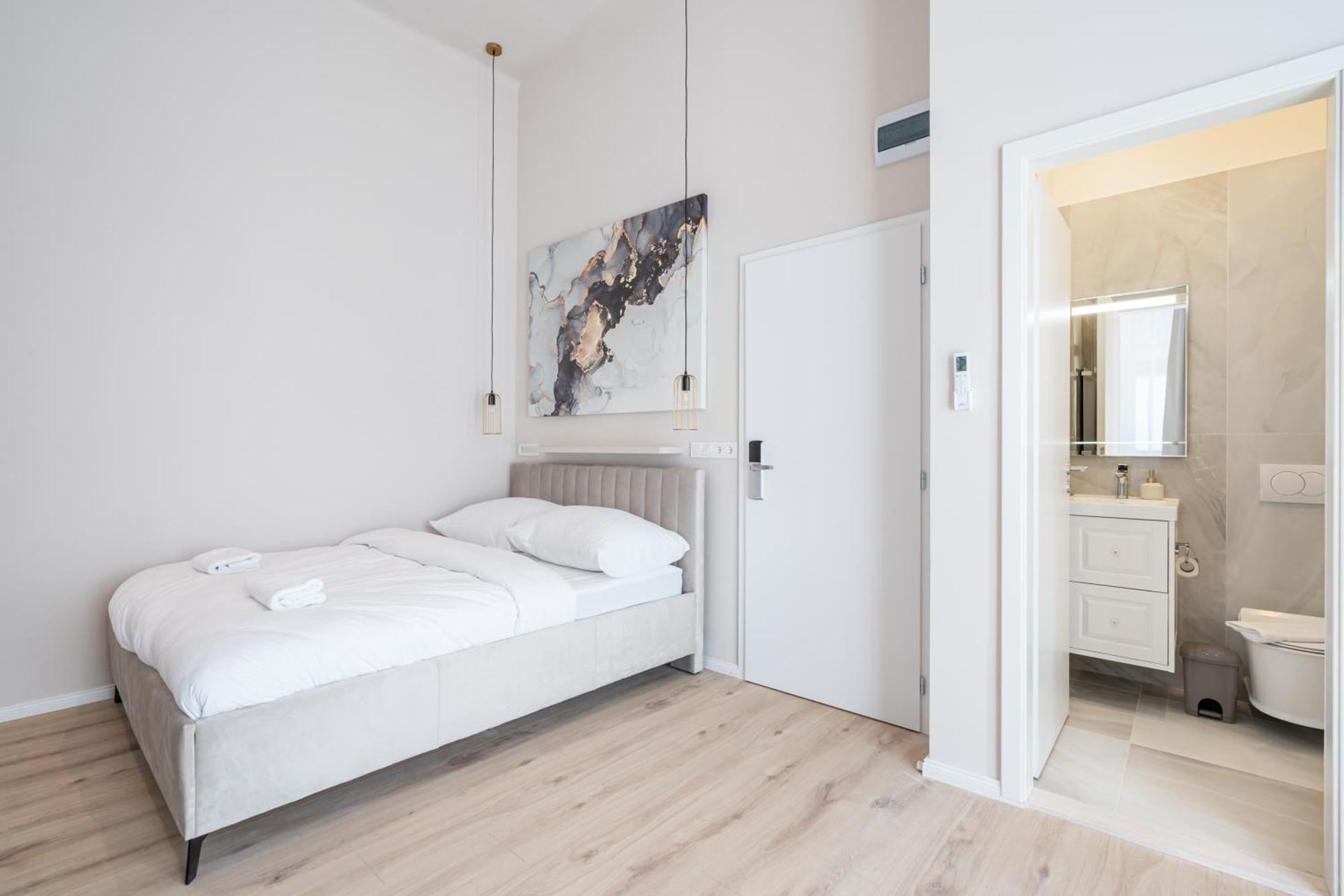 W30 - Wesselenyi Charming Apartment - Best Location By Bqa Budapest Exterior photo